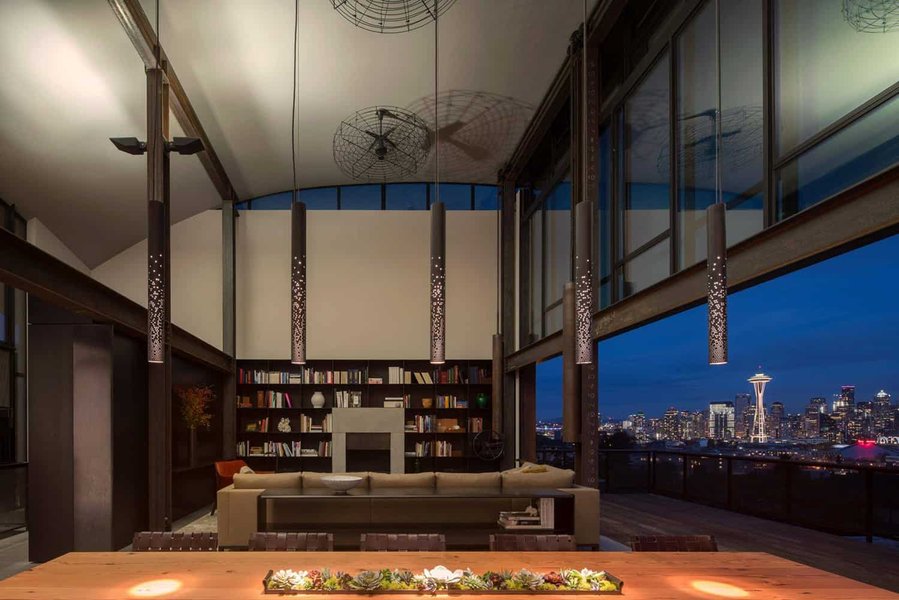 Contemporary urban refuge has the most amazing Seattle skyline views