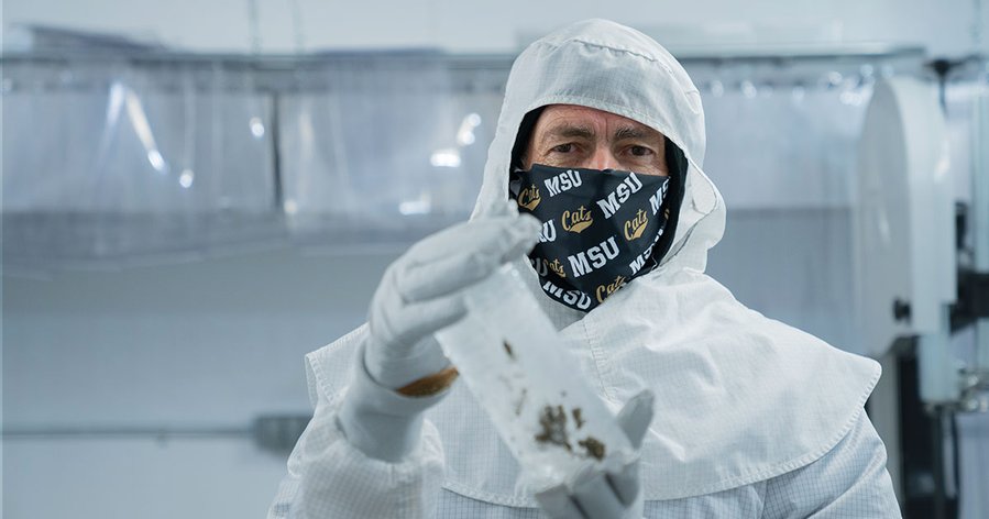 He Found ‘Islands of Fertility’ Beneath Antarctica’s Ice