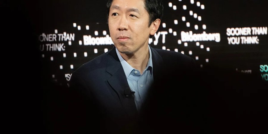 Andrew Ng: Unbiggen AI