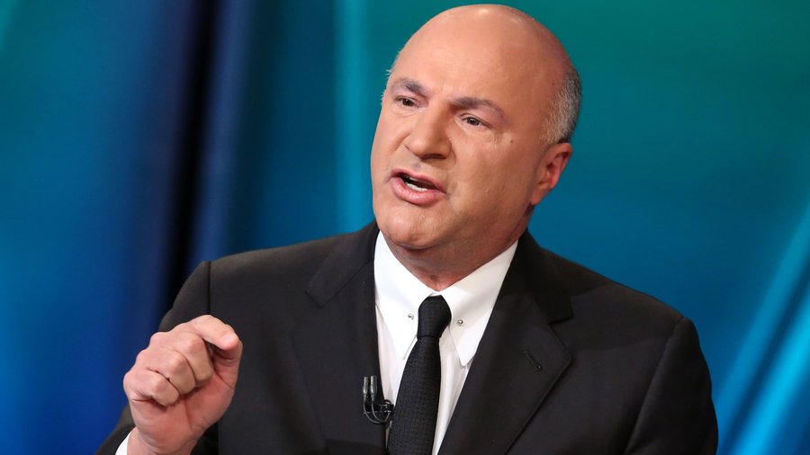 Kevin O'Leary starts day trading Reddit-favored stocks to see if he can beat robo-advisor returns