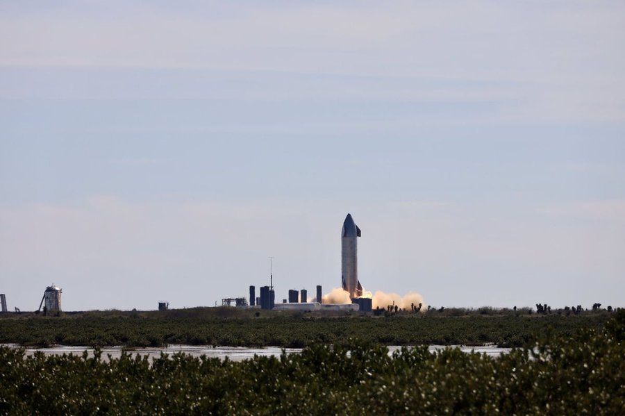 SpaceX swapping out two engines on Starship SN9 prototype ahead of test flight