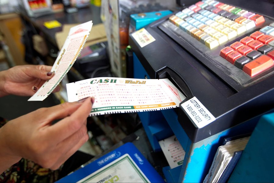 This Retired Mathematician Won $26 Million From State Lotteries ... Legally